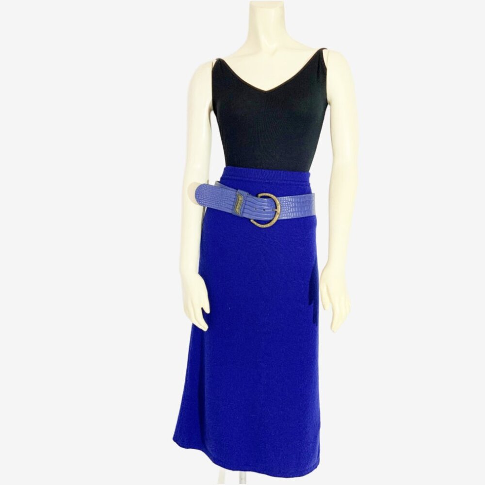 Vintage 1980s Blue Wool Knit Maxi Skirt by Benetton / Made in Italy / size Large